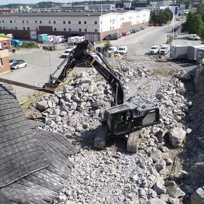 Liebherr R928